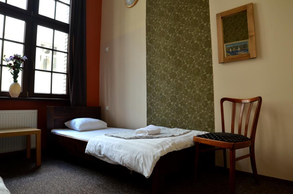 Hostel The One *