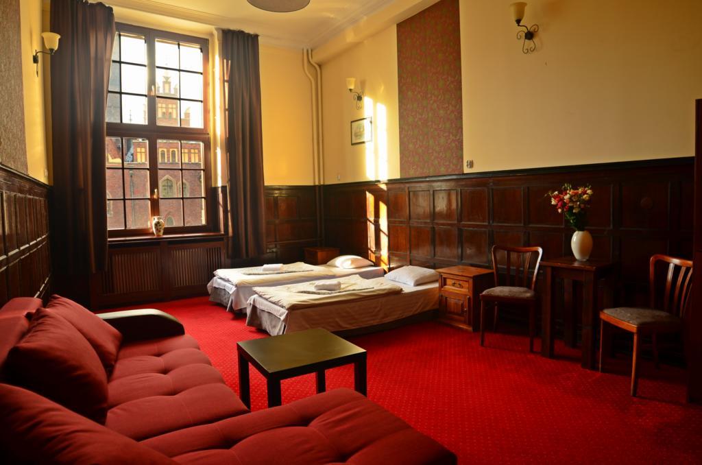 Hostel The One *