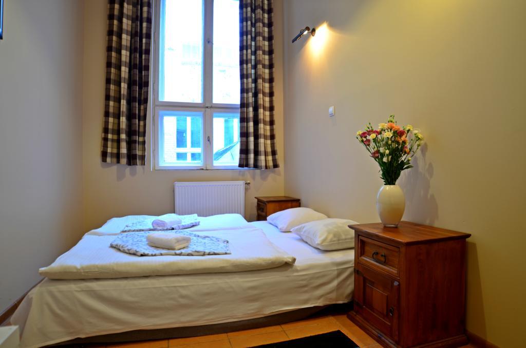 Hostel The One